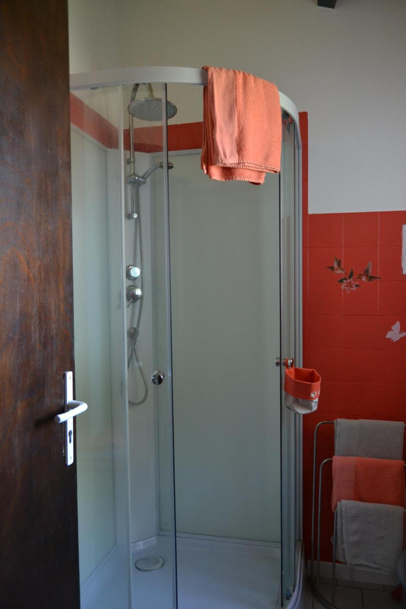 Le Gite De La Lombriere Saint-Denis-de-Pile Ngoại thất bức ảnh