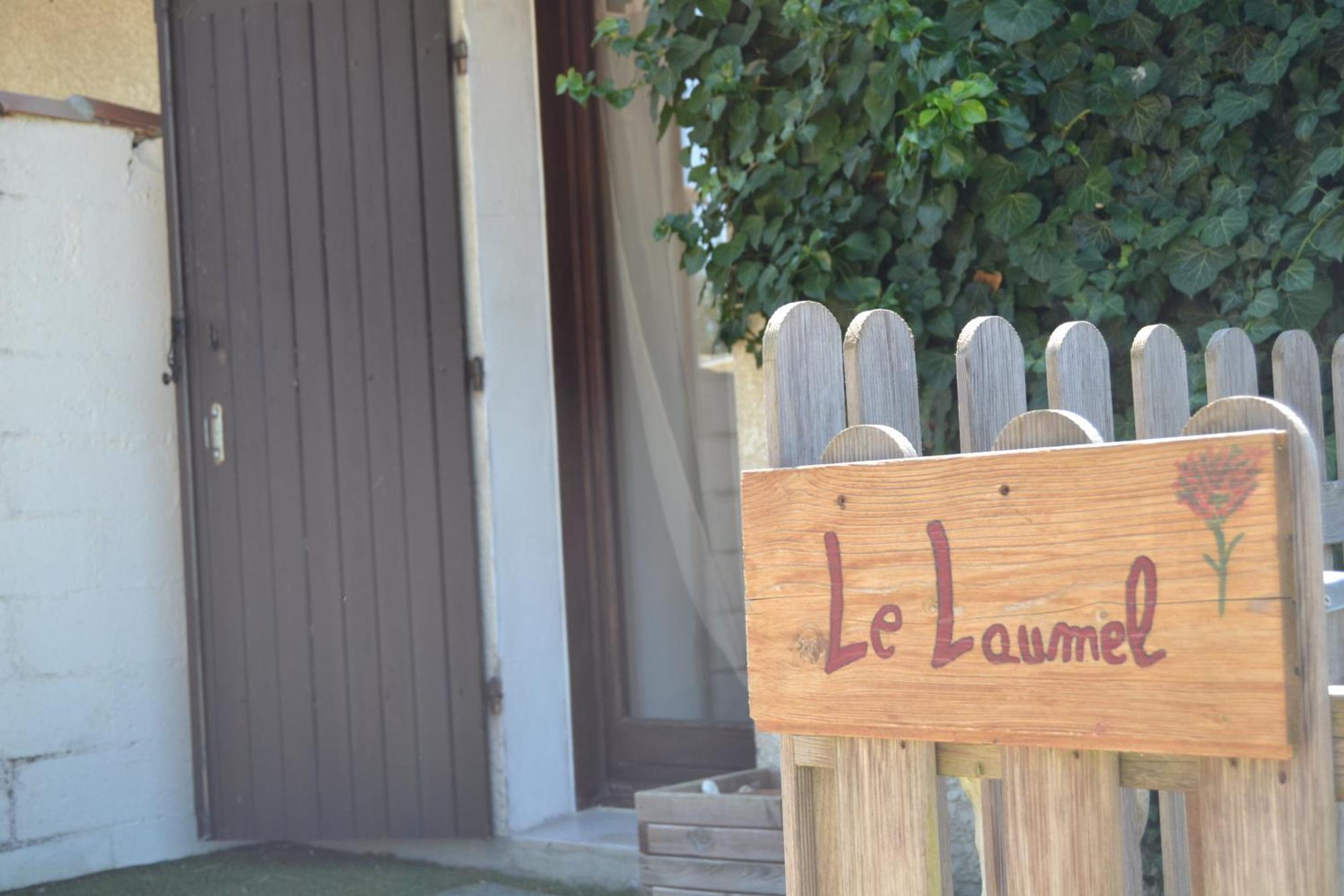 Le Gite De La Lombriere Saint-Denis-de-Pile Ngoại thất bức ảnh