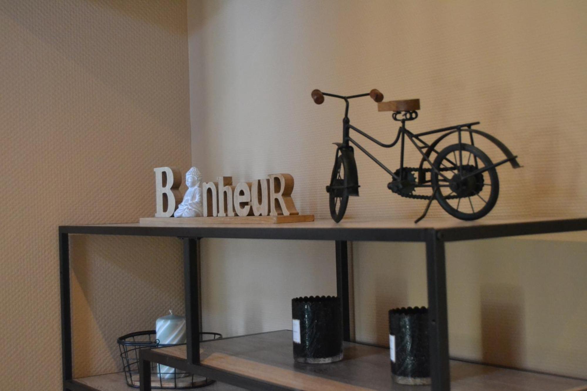 Le Gite De La Lombriere Saint-Denis-de-Pile Ngoại thất bức ảnh